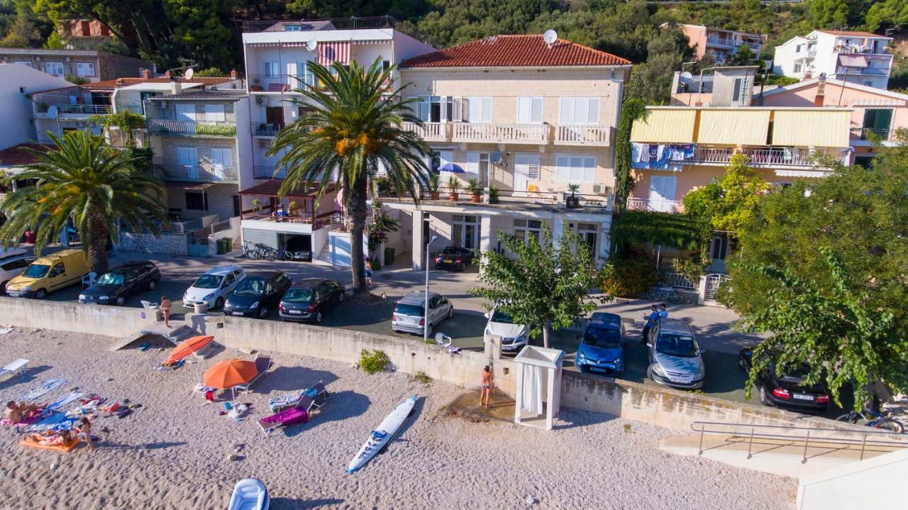 Apartments Lara Podgora Exteriör bild