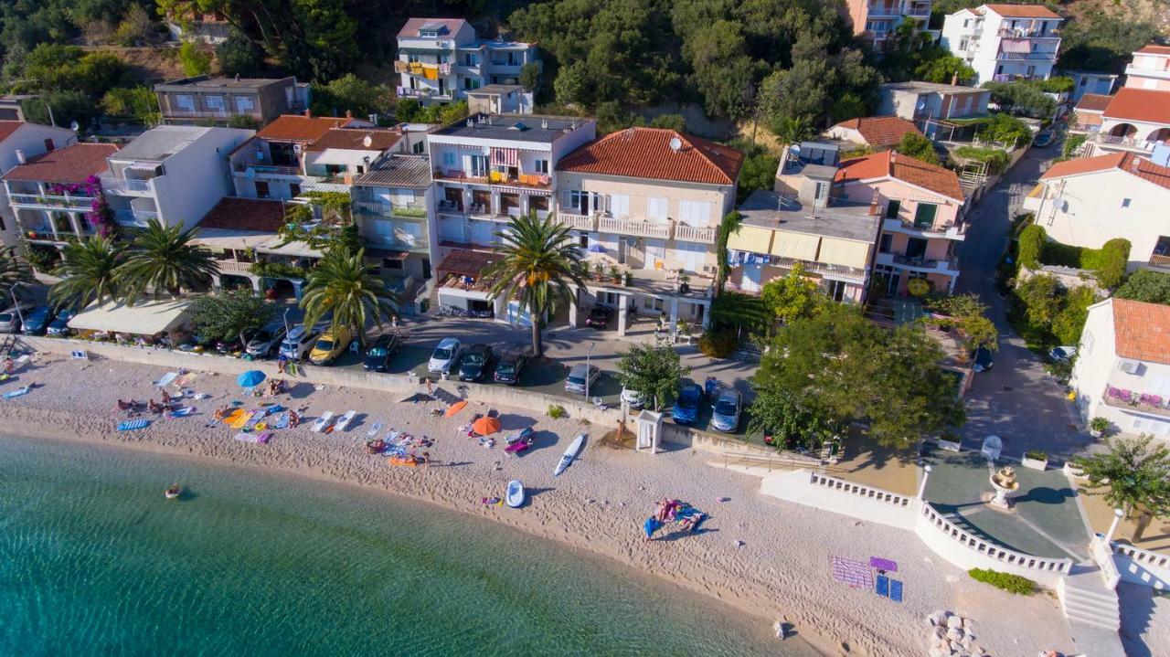 Apartments Lara Podgora Exteriör bild